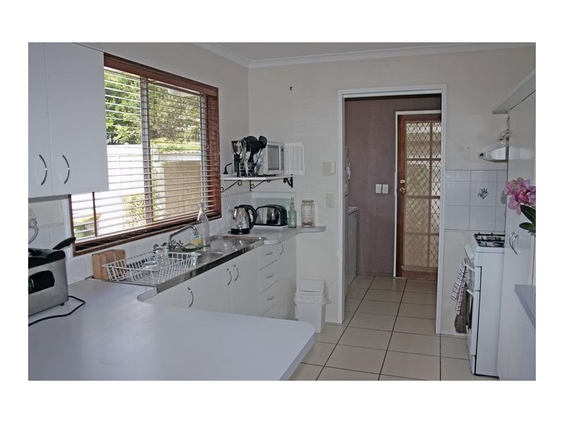 14 Kinabalu Drive, Tamborine Mountain QLD 4272