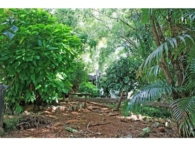 14 Kinabalu Drive, Tamborine Mountain QLD 4272