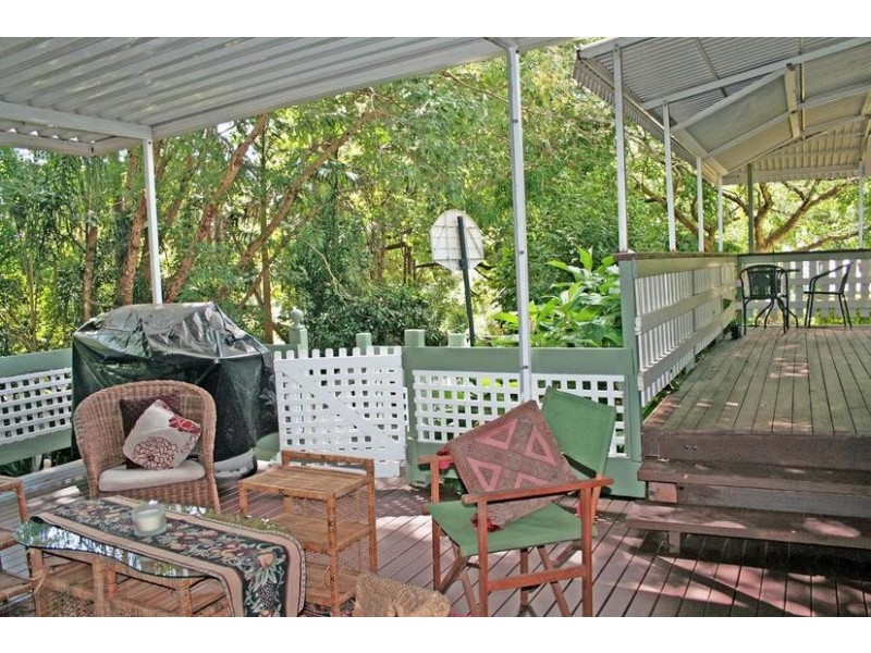 14 Kinabalu Drive, Tamborine Mountain QLD 4272