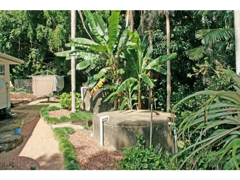 14 Kinabalu Drive, Tamborine Mountain QLD 4272