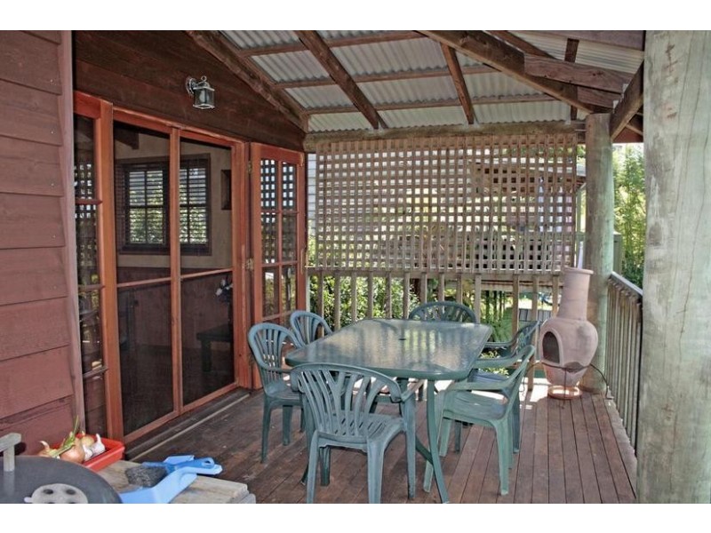 52 Paradise Drive, Eagle Heights QLD 4271