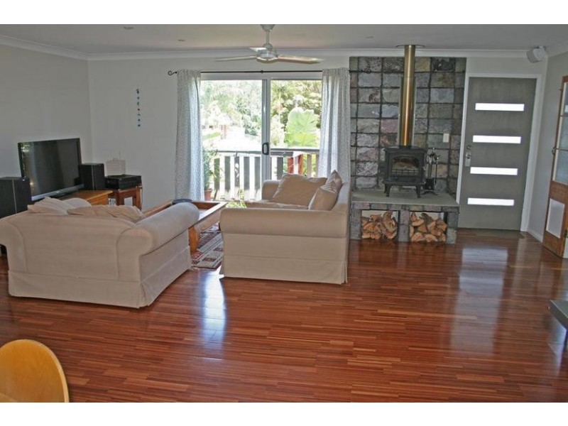 13 Teton Court, Eagle Heights QLD 4271