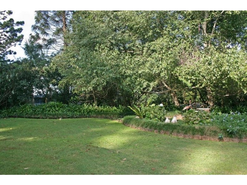 28 Beechmont Avenue, Tamborine Mountain QLD 4272