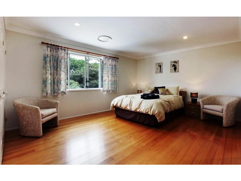 Eagle Heights QLD 4271
