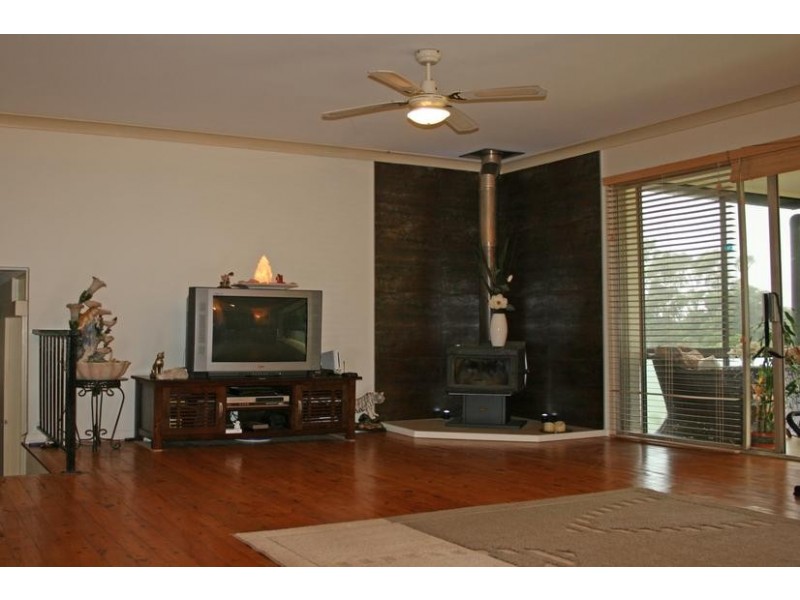 17 Kalmia Court, Tamborine Mountain QLD 4272