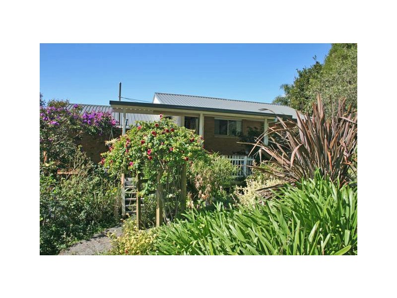 17 Kalmia Court, Tamborine Mountain QLD 4272