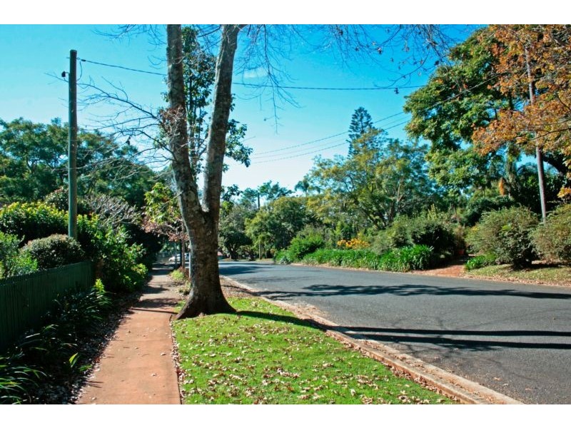 Eagle Heights QLD 4271