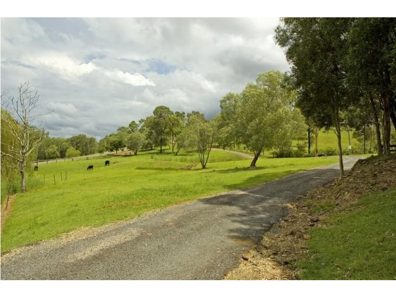 33 Upper Ormeau Road, Tamborine Mountain QLD 4272