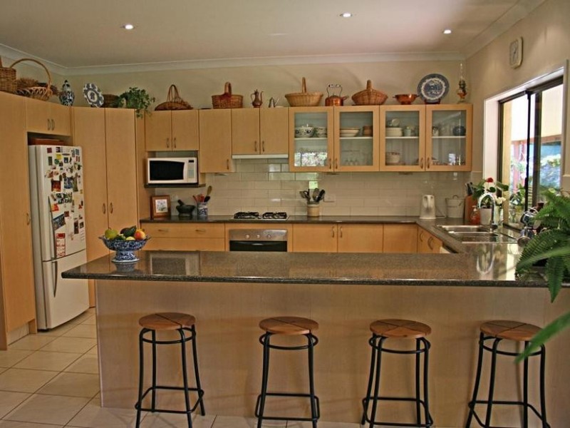 49 Benowa Street, Tamborine Mountain QLD 4272