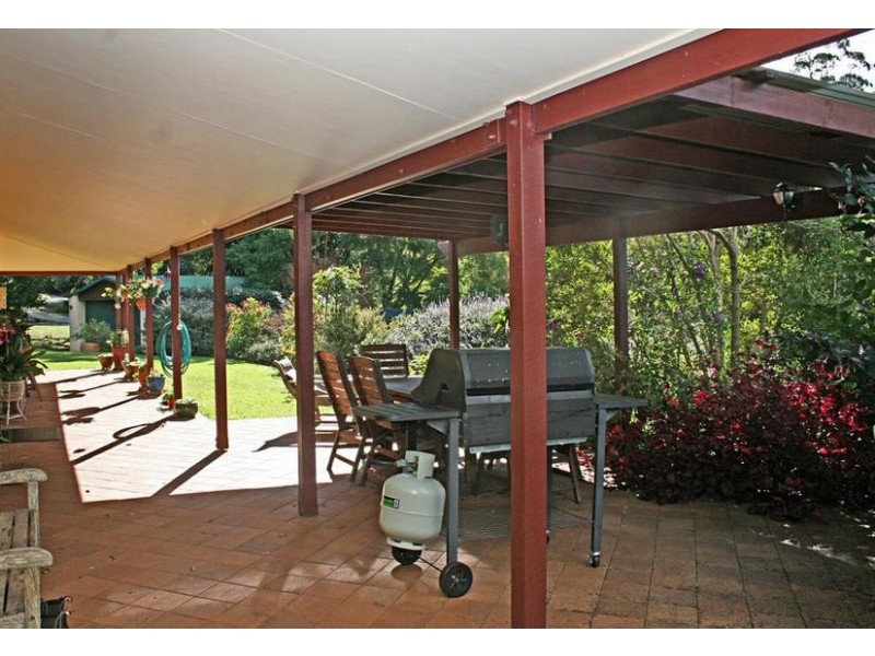49 Benowa Street, Tamborine Mountain QLD 4272