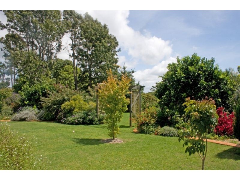 34 – 36 Sierra Drive, Tamborine Mountain QLD 4272