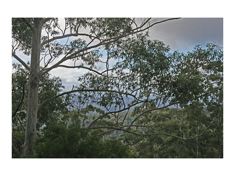 69 Contour Road, Eagle Heights QLD 4271