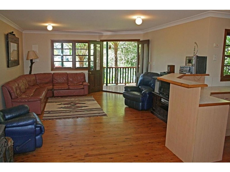 9 Long Road, Eagle Heights QLD 4271