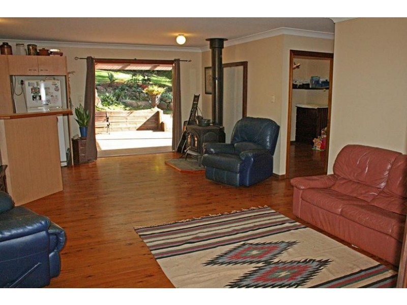 9 Long Road, Eagle Heights QLD 4271