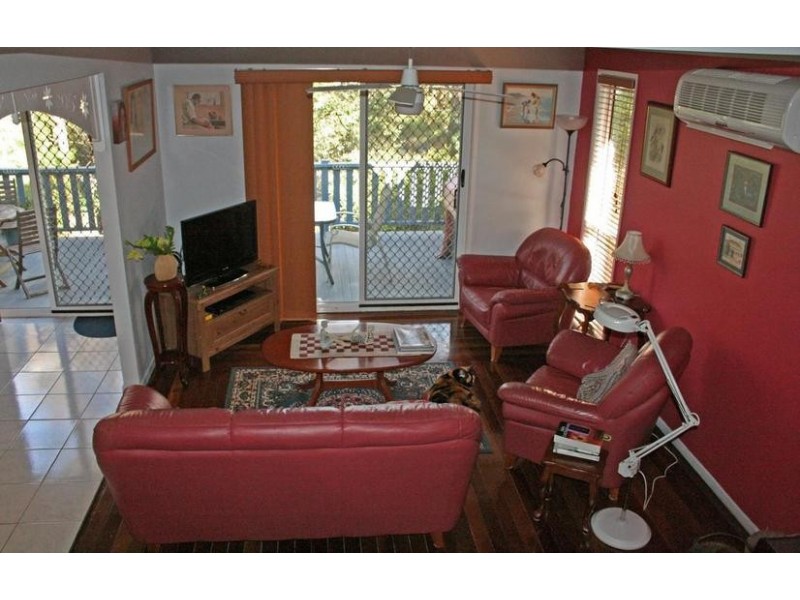 Eagle Heights QLD 4271