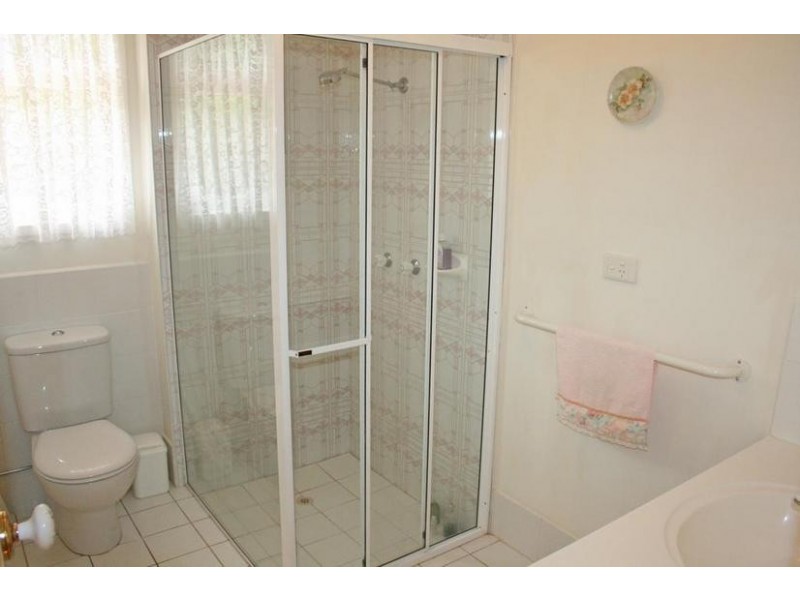 19 Driscoll Lane, Eagle Heights QLD 4271