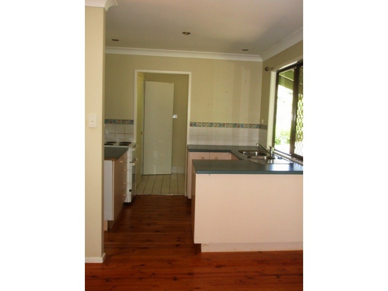 Eagle Heights QLD 4271