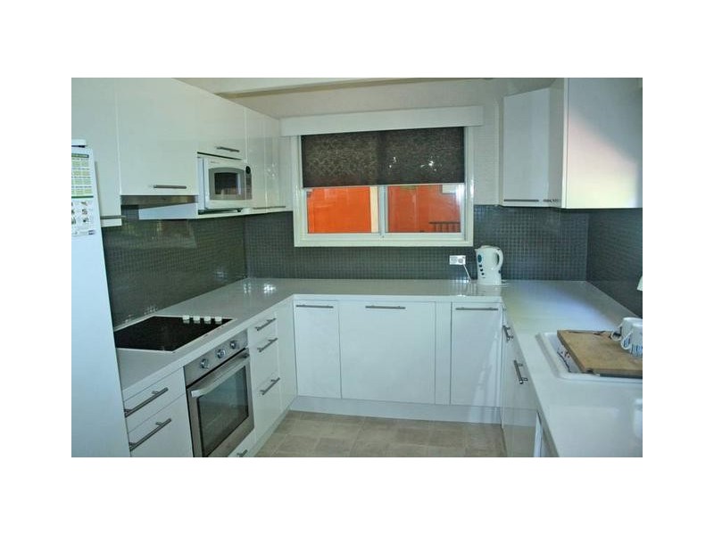 21 Chalmette Drive, Tamborine Mountain QLD 4272