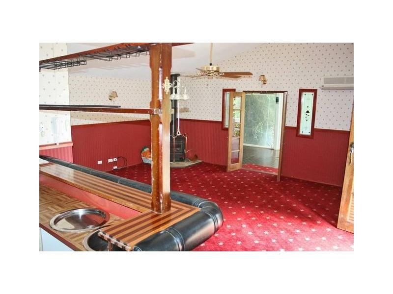 21 Chalmette Drive, Tamborine Mountain QLD 4272