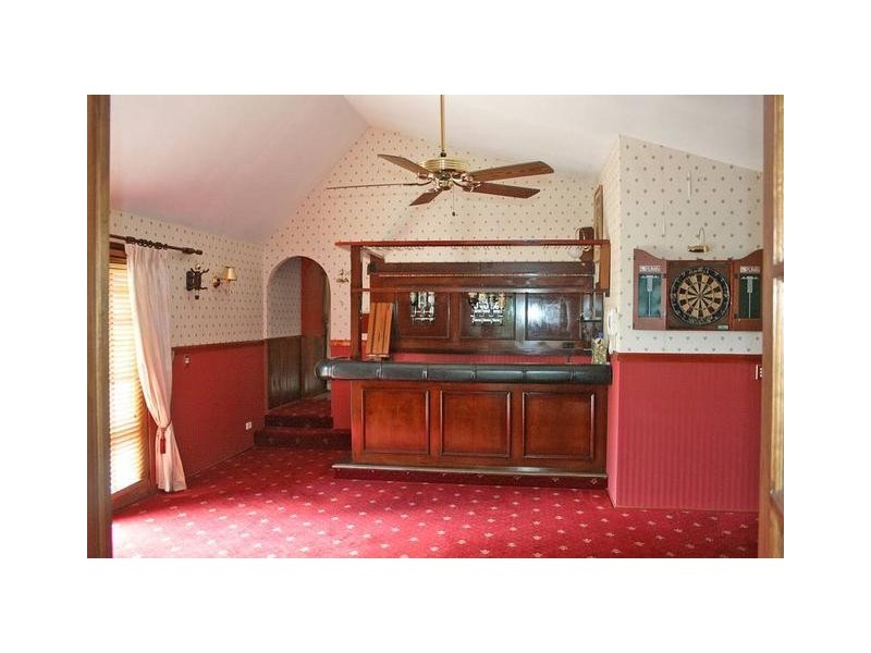 21 Chalmette Drive, Tamborine Mountain QLD 4272