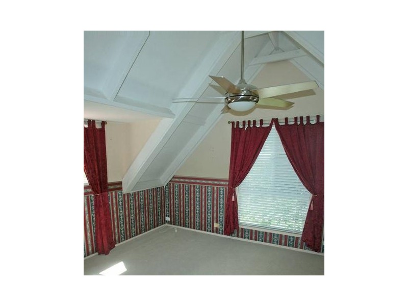 21 Chalmette Drive, Tamborine Mountain QLD 4272