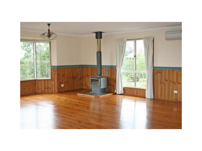 61 Coomera Gorge Drive, Tamborine Mountain QLD 4272