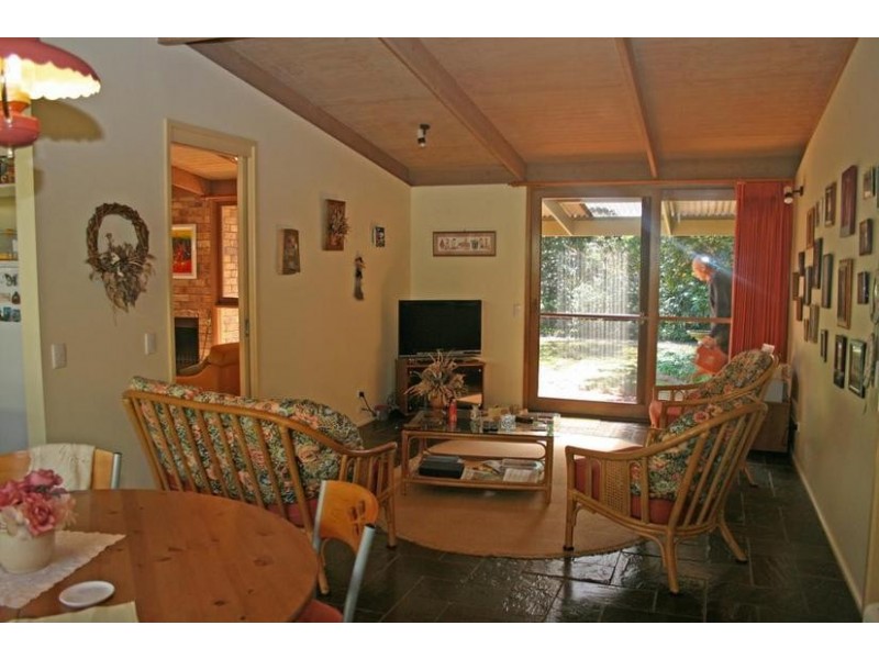 81 Prospect Street, Tamborine Mountain QLD 4272