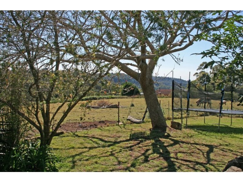 50 Lahey Lookout Road, Tamborine Mountain QLD 4272