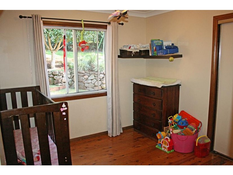 9 Long Road, Eagle Heights QLD 4271