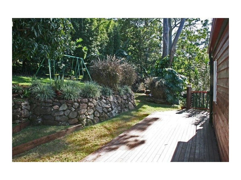 9 Long Road, Eagle Heights QLD 4271