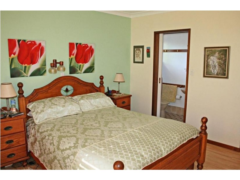 59 Benowa Street, Tamborine Mountain QLD 4272