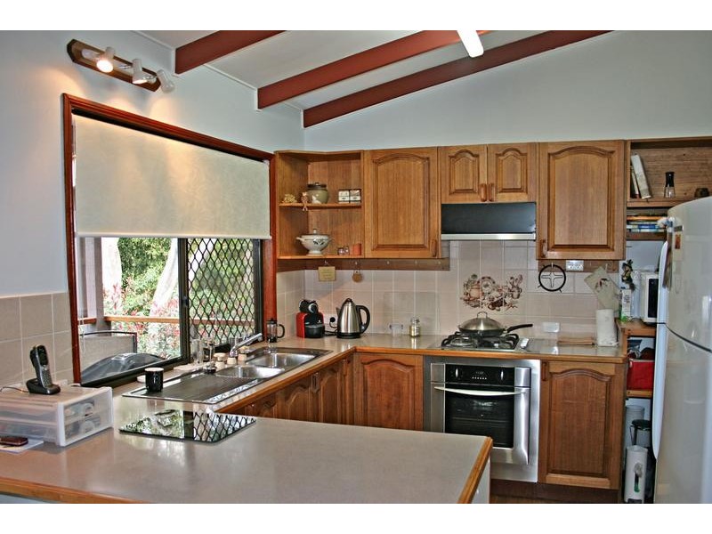 9 Madura Court, Tamborine Mountain QLD 4272