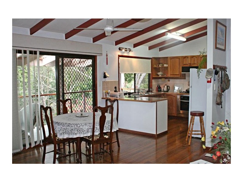 9 Madura Court, Tamborine Mountain QLD 4272