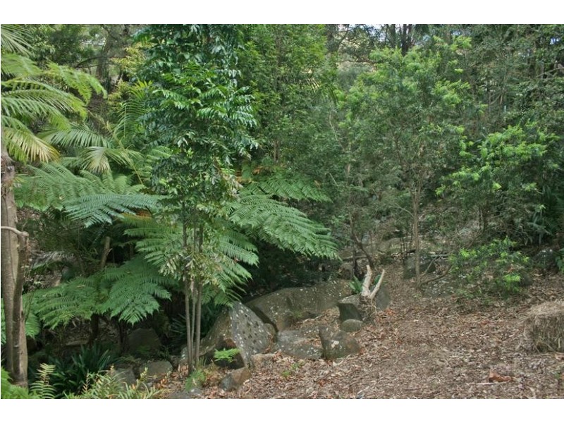 9 Madura Court, Tamborine Mountain QLD 4272