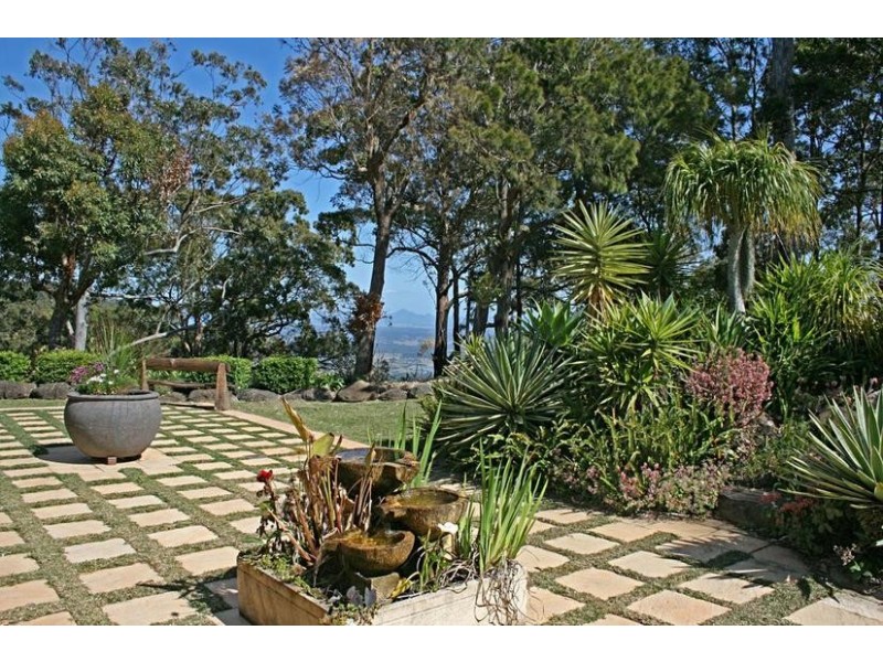 145 Sierra Drive, North Tamborine QLD 4272