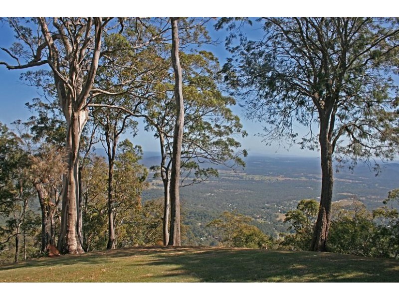 145 Sierra Drive, North Tamborine QLD 4272