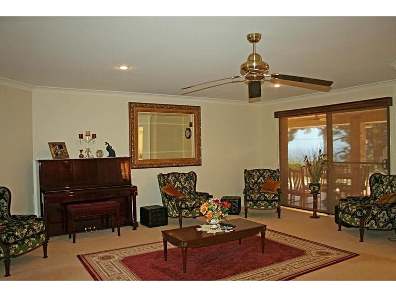 145 Sierra Drive, North Tamborine QLD 4272