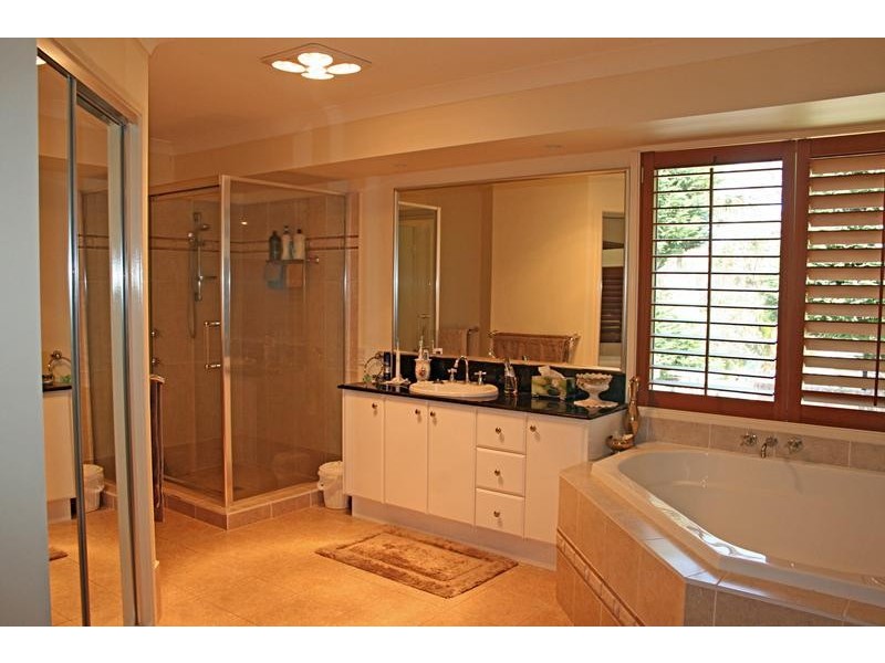 145 Sierra Drive, North Tamborine QLD 4272