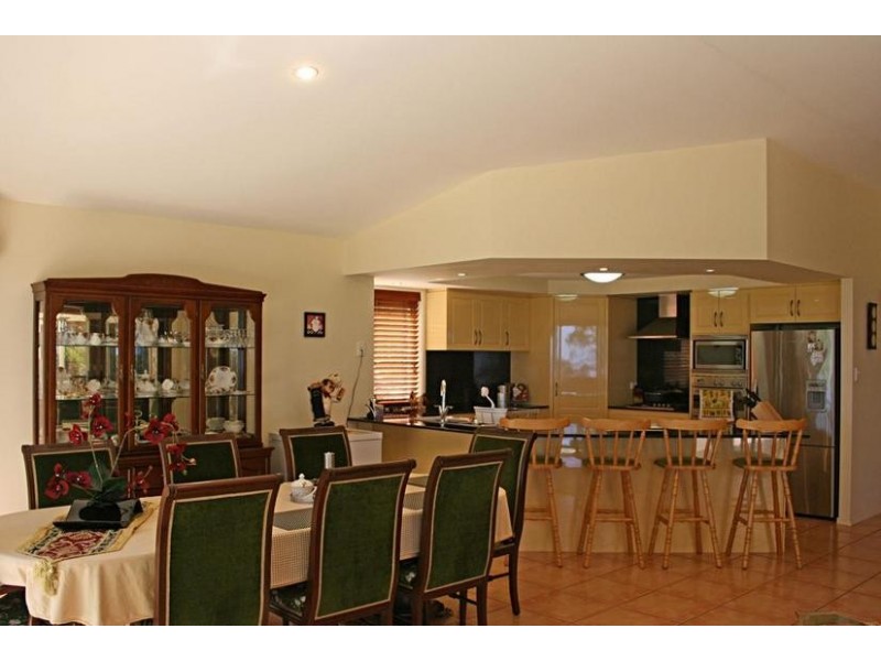 145 Sierra Drive, North Tamborine QLD 4272