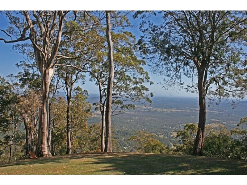 145 Sierra Drive, North Tamborine QLD 4272