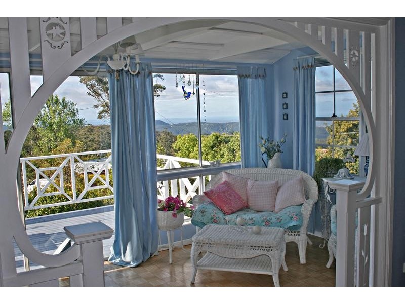 22 Cliff Way, Eagle Heights QLD 4271