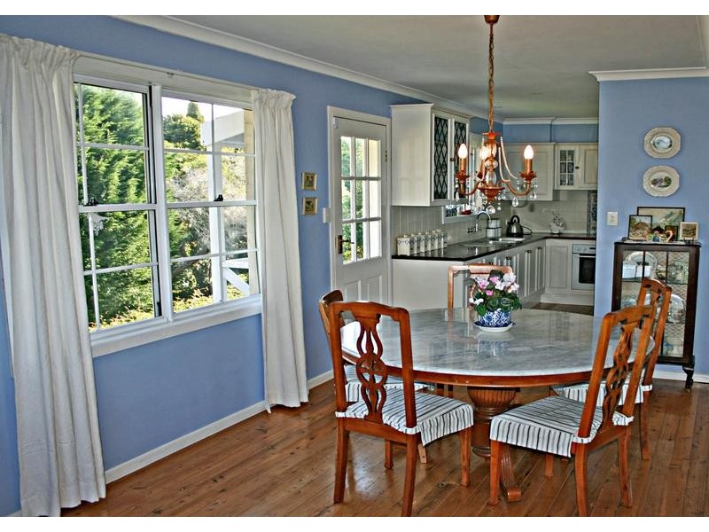 22 Cliff Way, Eagle Heights QLD 4271