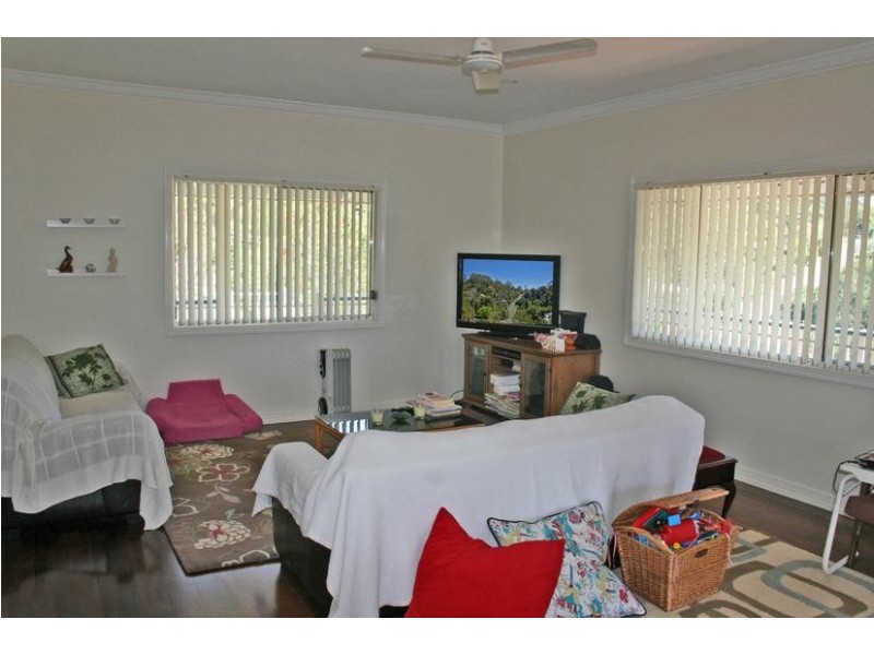 Eagle Heights QLD 4271