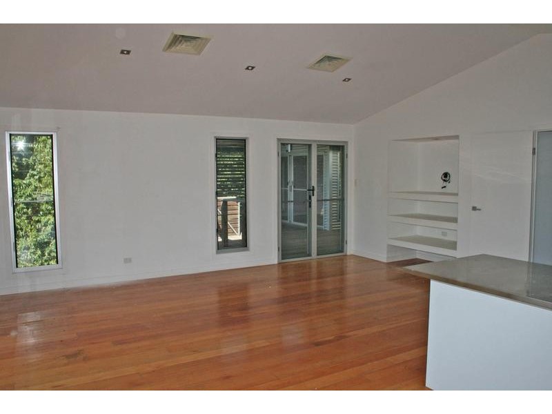 72 Magnetic Drive, Eagle Heights QLD 4271