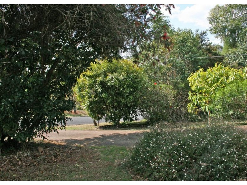 4 Mazama Court, Eagle Heights QLD 4271