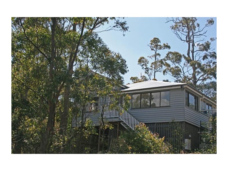 37 Tolima Drive, Eagle Heights QLD 4271