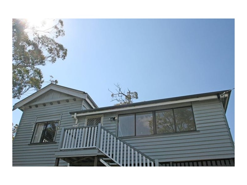 37 Tolima Drive, Eagle Heights QLD 4271