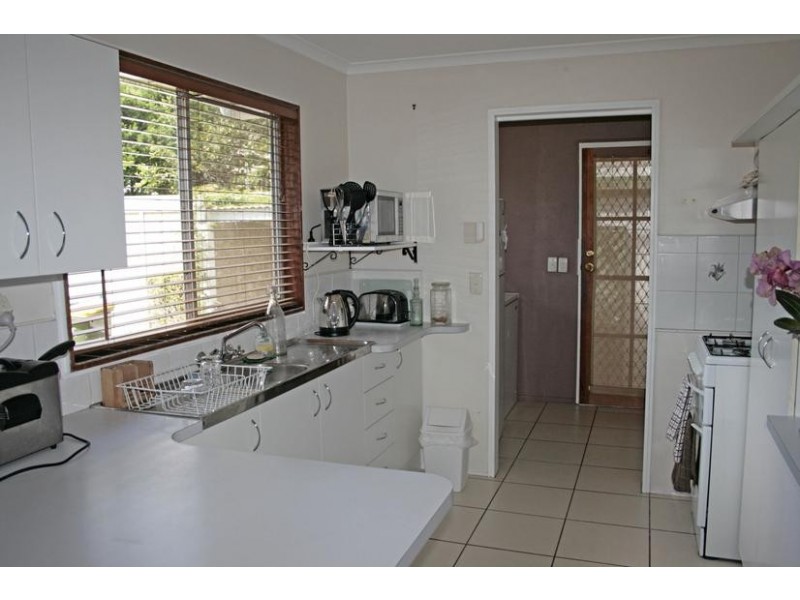 14 Kinabalu Drive, Eagle Heights QLD 4271