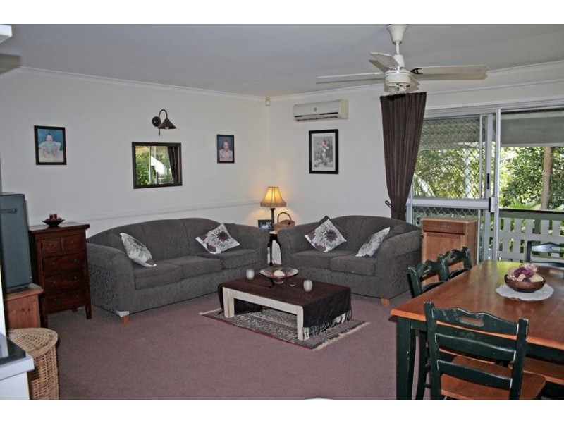 14 Kinabalu Drive, Eagle Heights QLD 4271