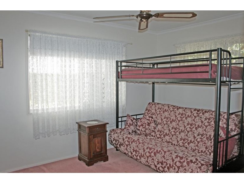 14 Kinabalu Drive, Eagle Heights QLD 4271